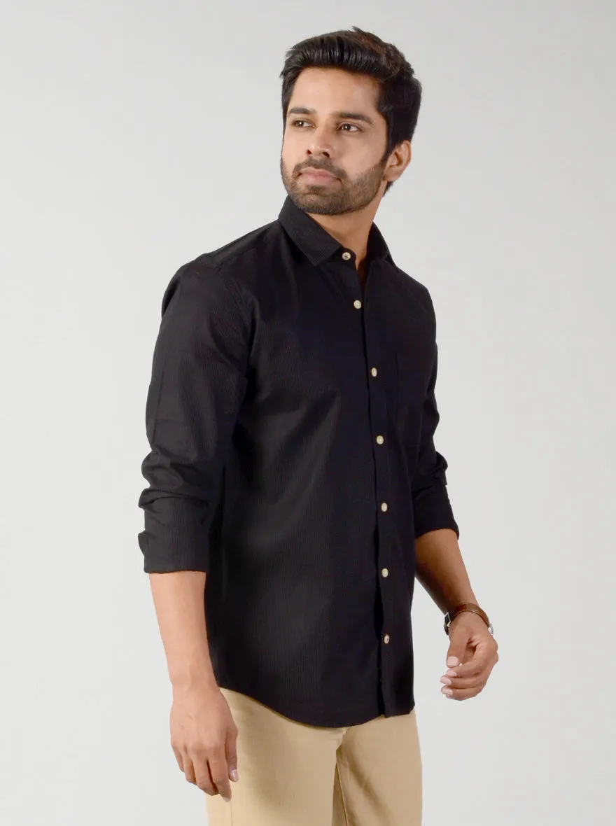 Black Solid Slim Fit Casual Shirt | JadeBlue