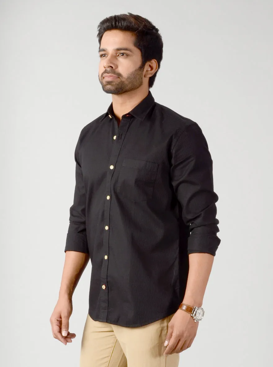Black Solid Slim Fit Casual Shirt | JadeBlue