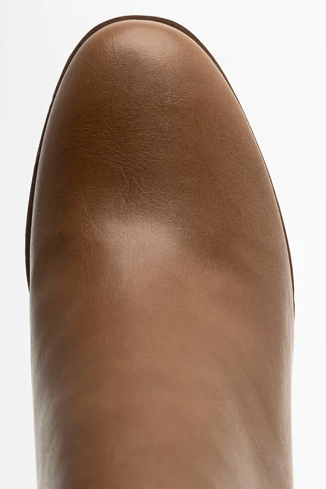 Boots Tan