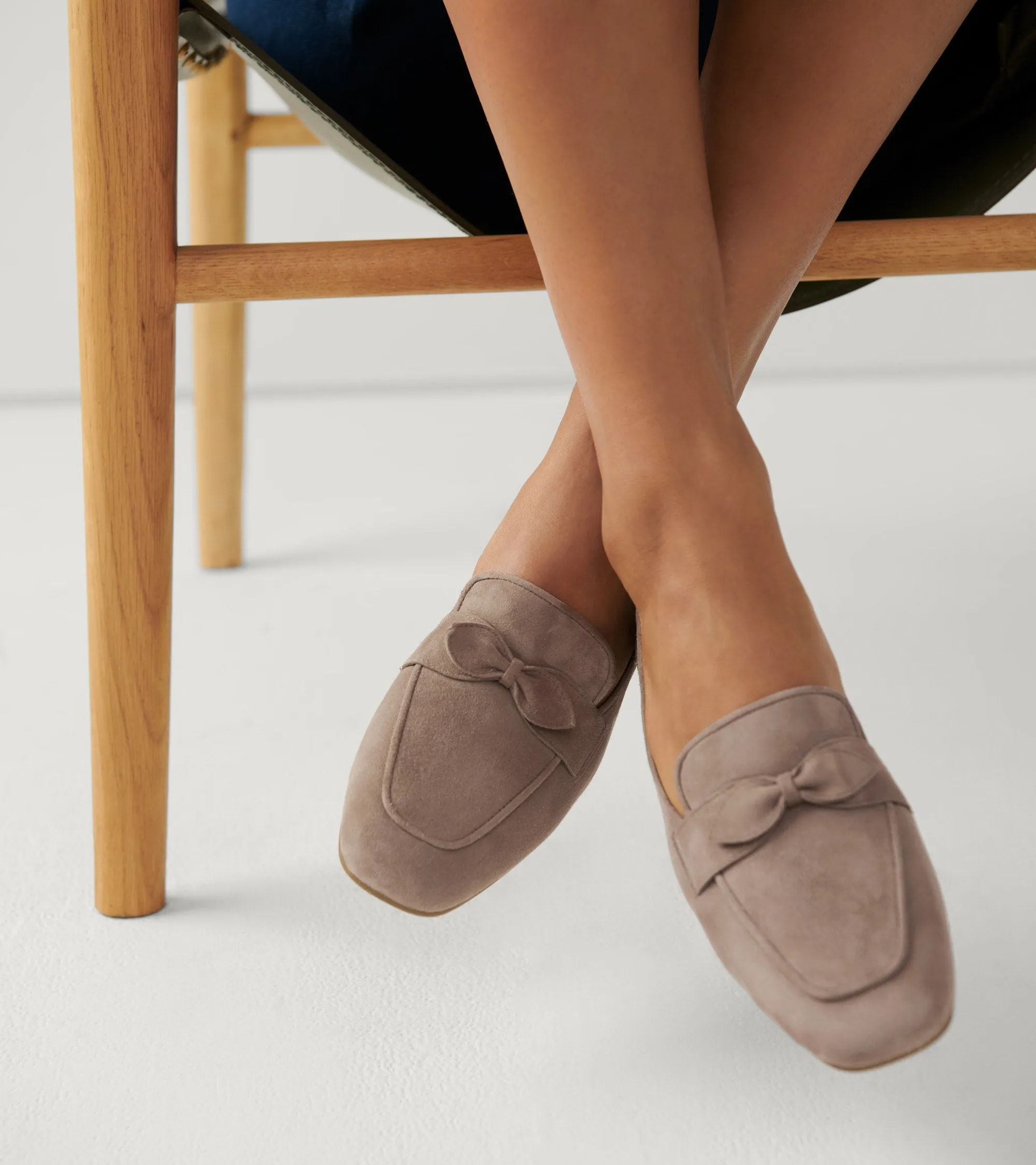 COLE HAAN YORK BOW LOAFER