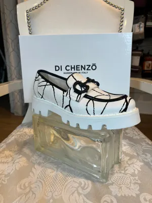 DICHENZO ARIA 11239 WHITE/BLACK LOAFER