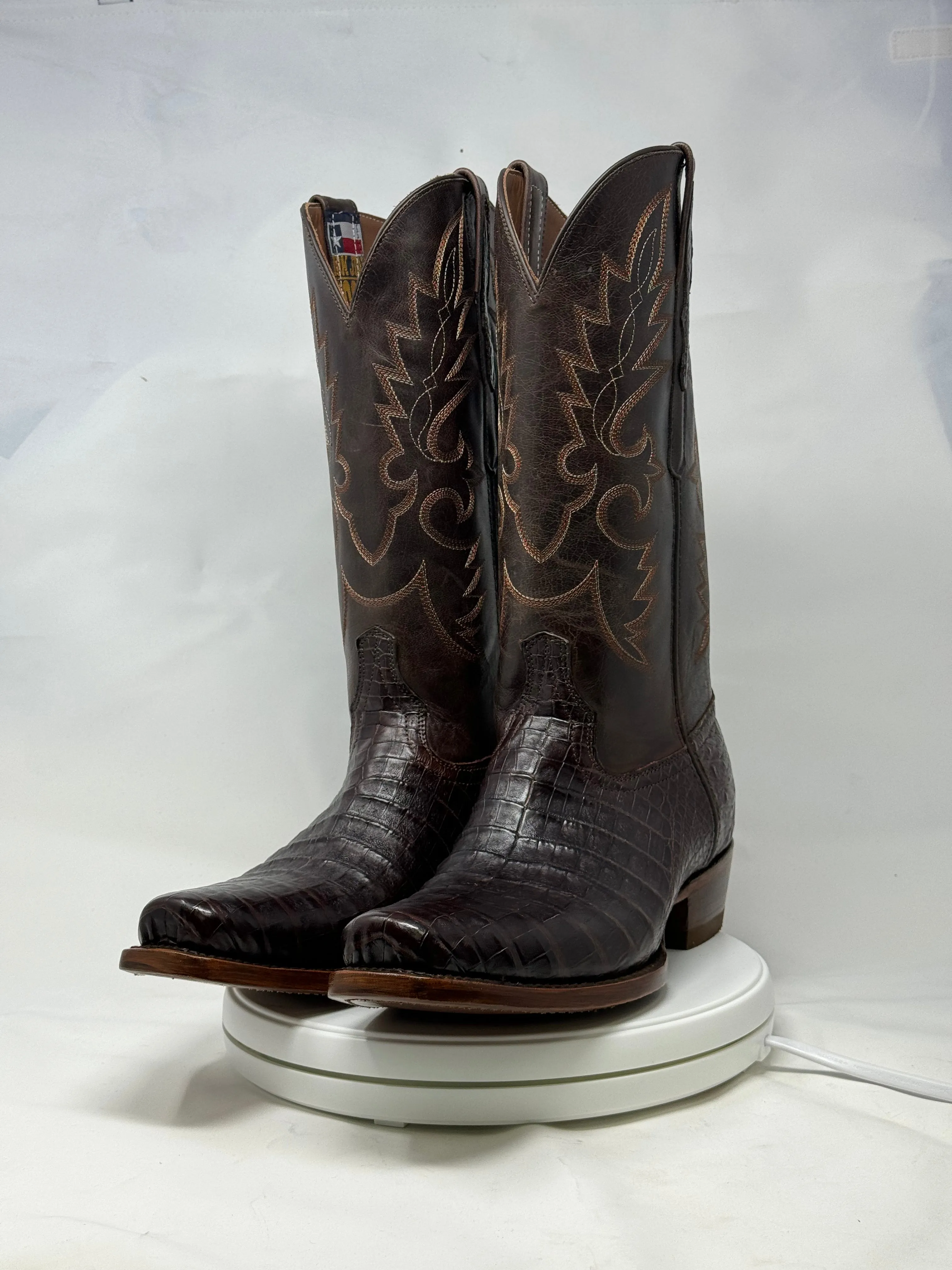 DJ2028 | Don Juan Boots Men's Caiman Belly Chocolate Diamond Toe