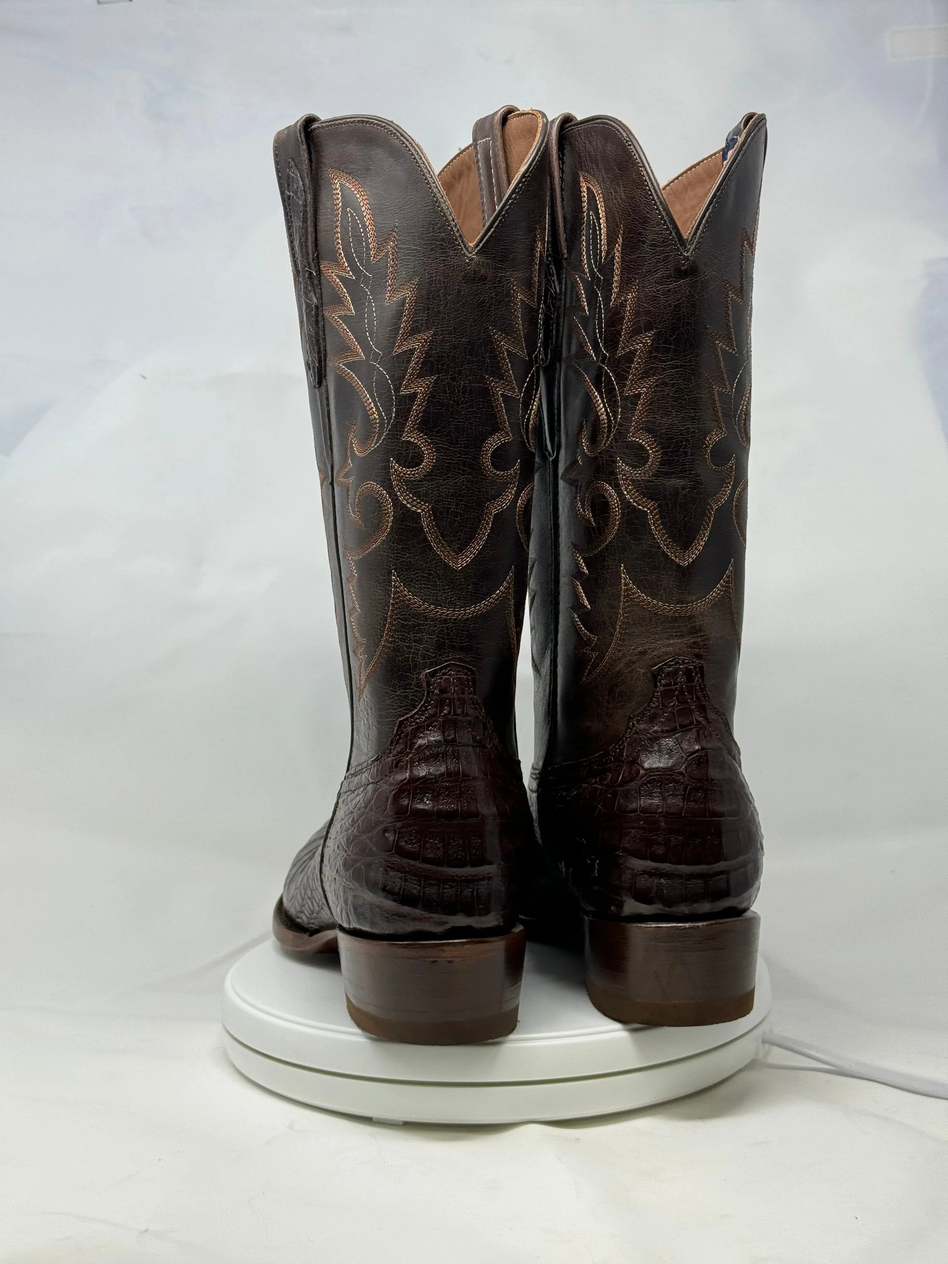 DJ2028 | Don Juan Boots Men's Caiman Belly Chocolate Diamond Toe