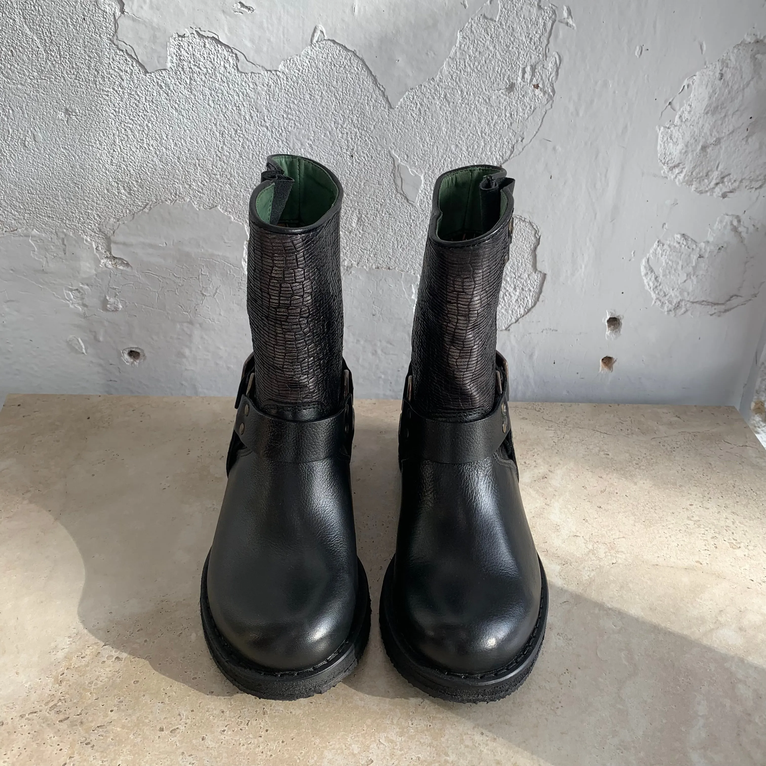 Felmini D537 Black