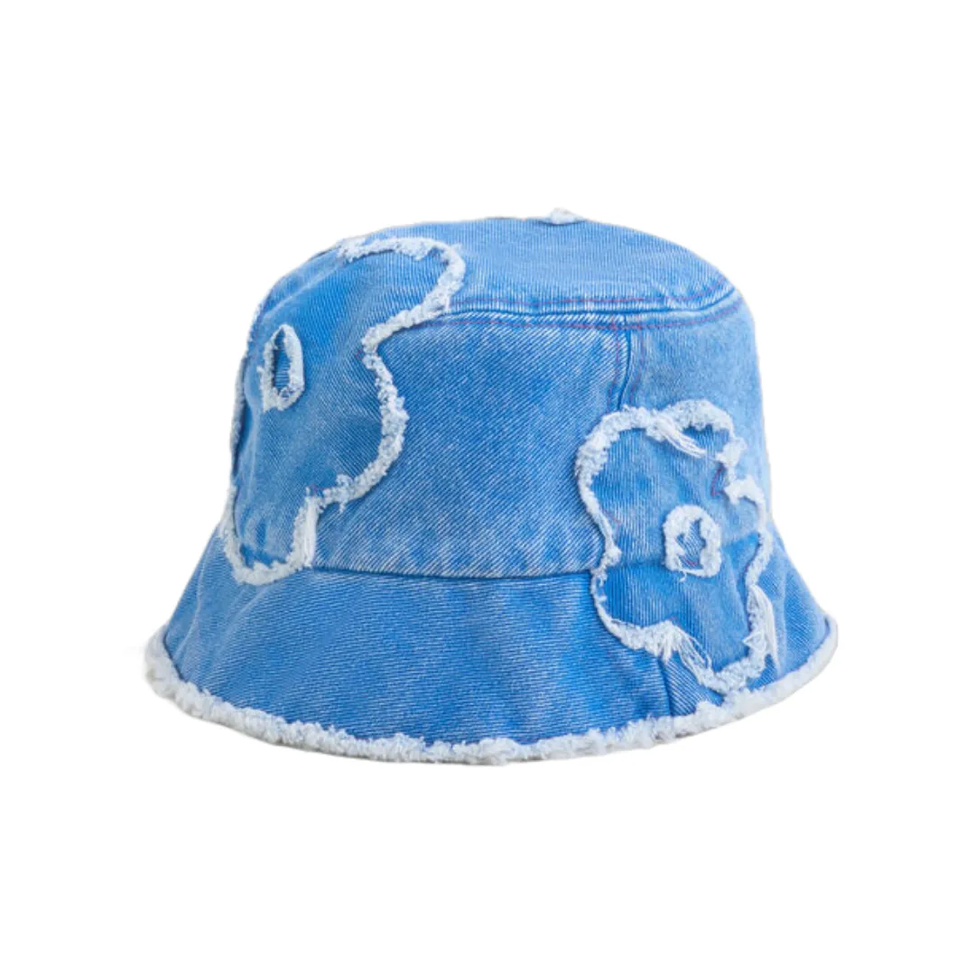 LIGHT BLUE DENIM BUCKET HAT WITH DILLIES PATCH DETAILS