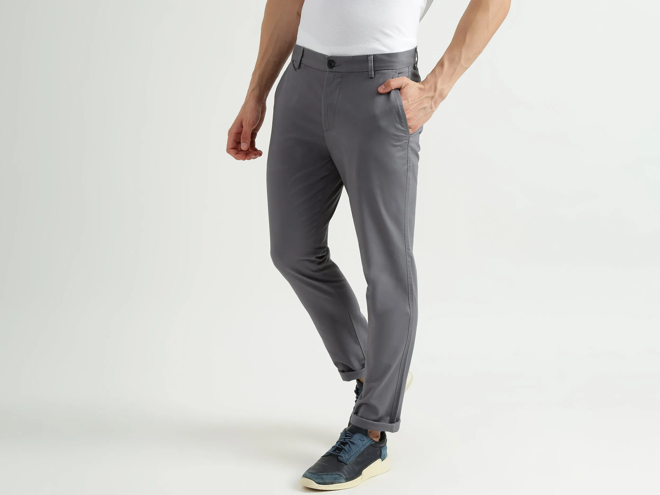 Mens Slim Fit Solid Trousers