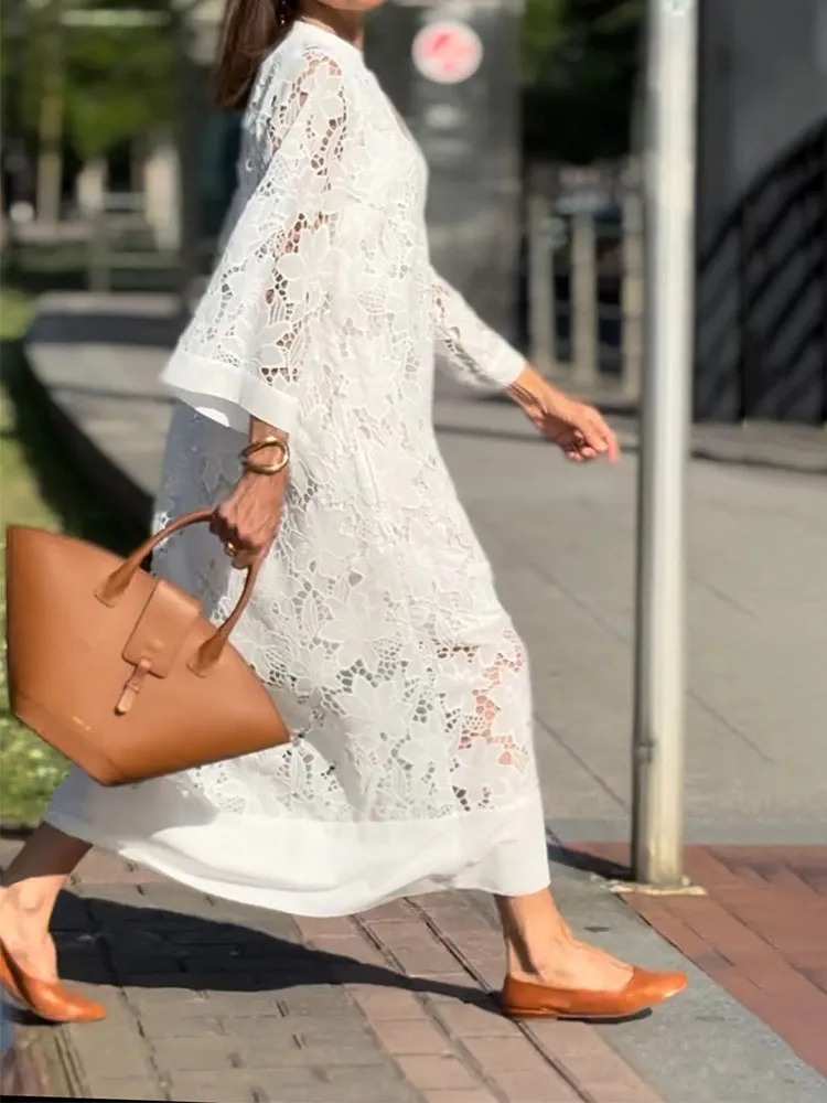 Mireille | Modern Flowing Refined Lace Dress
