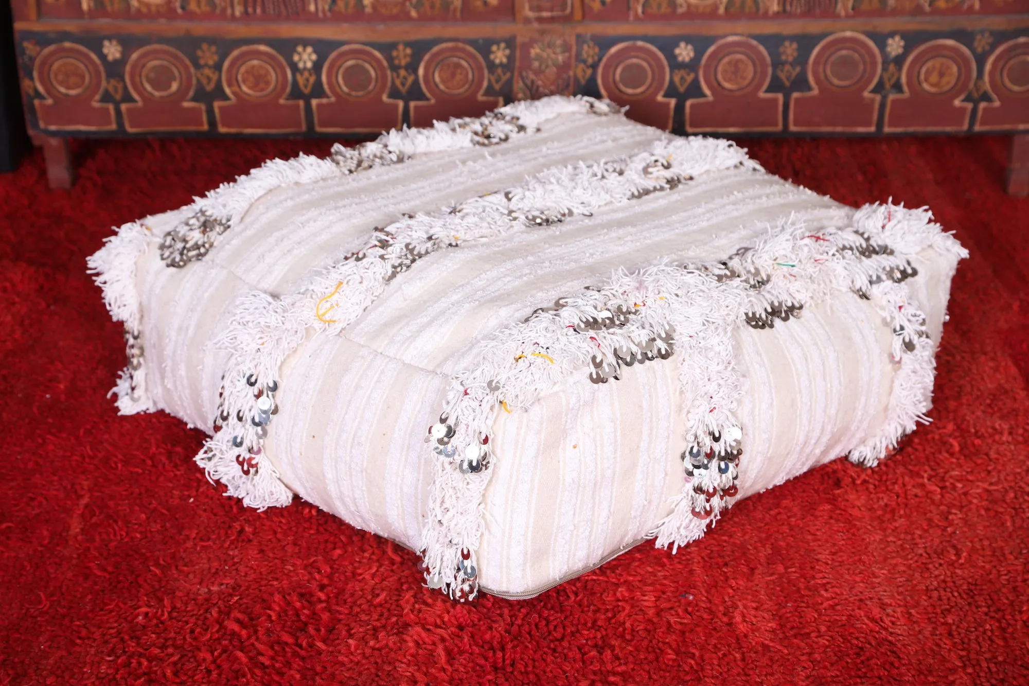 Moroccan handwoven woven berber kilim pouf