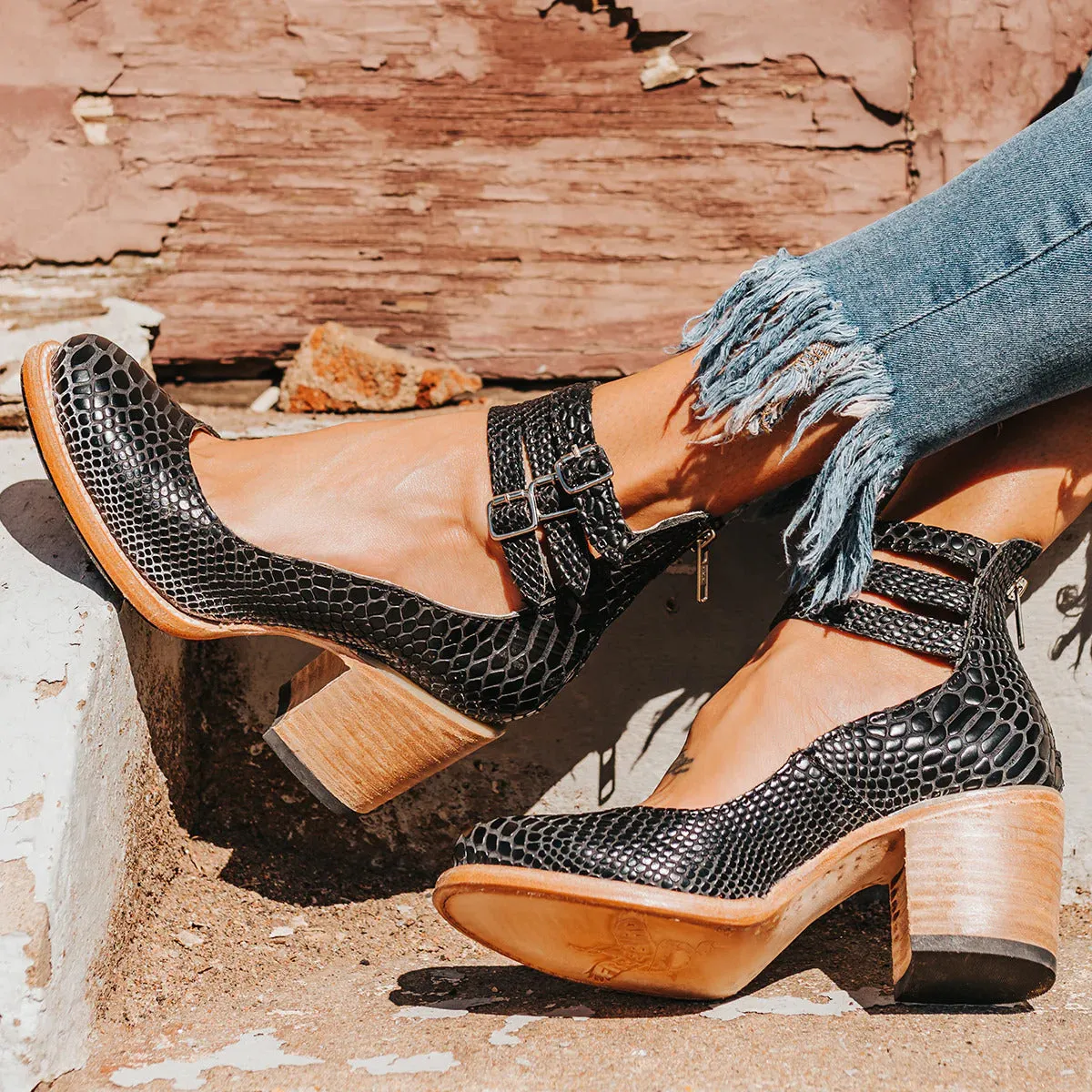 Sun Boots | Modern Elegance