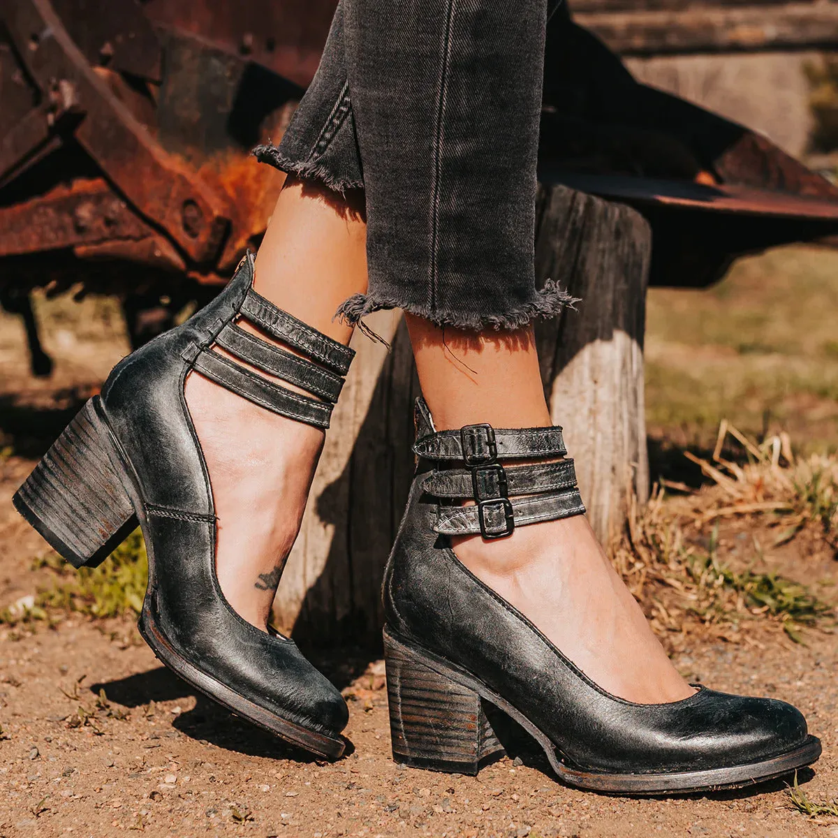 Sun Boots | Modern Elegance