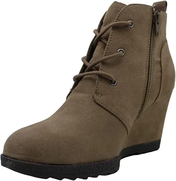Sun   Stone Women's Kiraa Booties Taupe Micro 7M