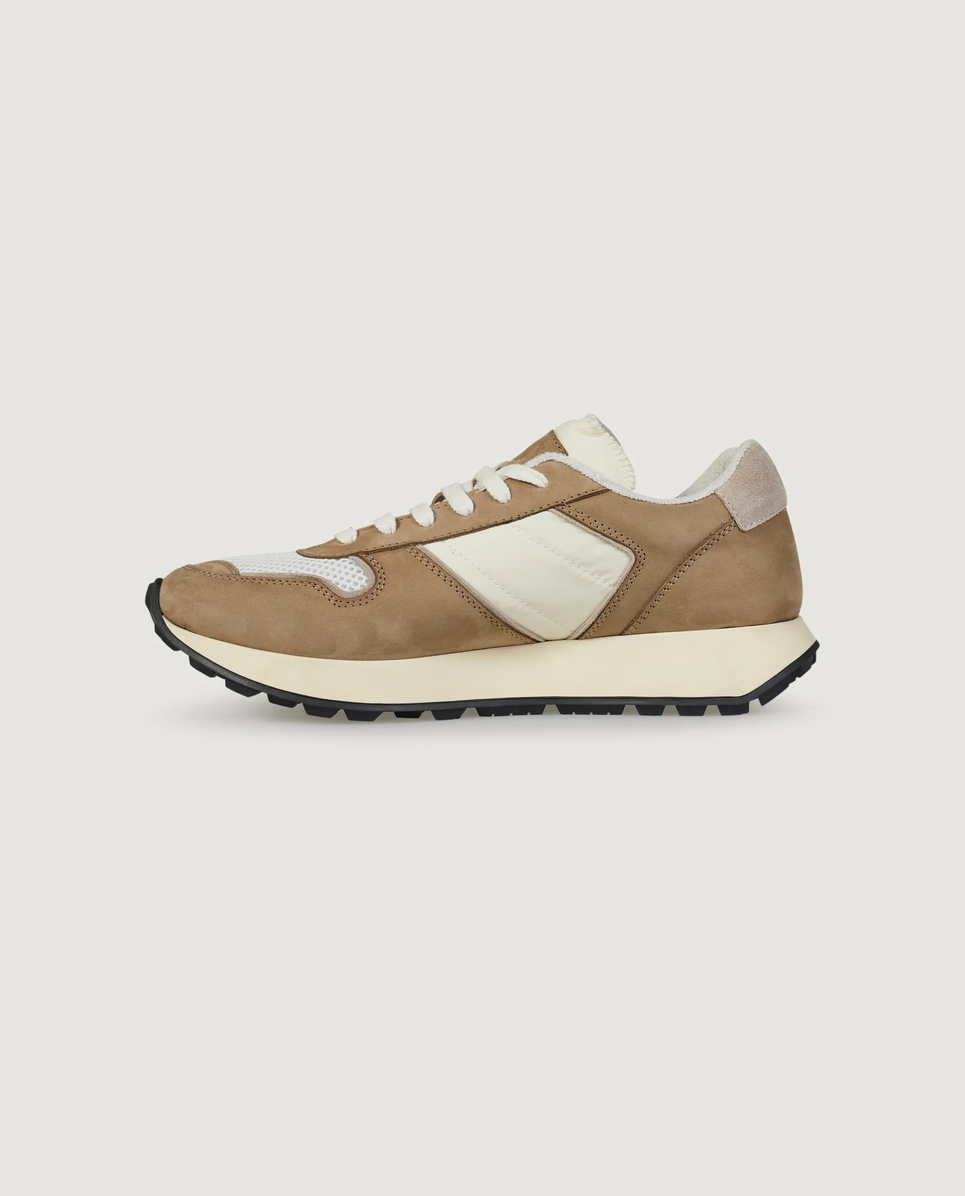 Track 80 Sneakers