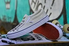 Vans Of The Wall 2018 Classic Sneaker Beige/White
